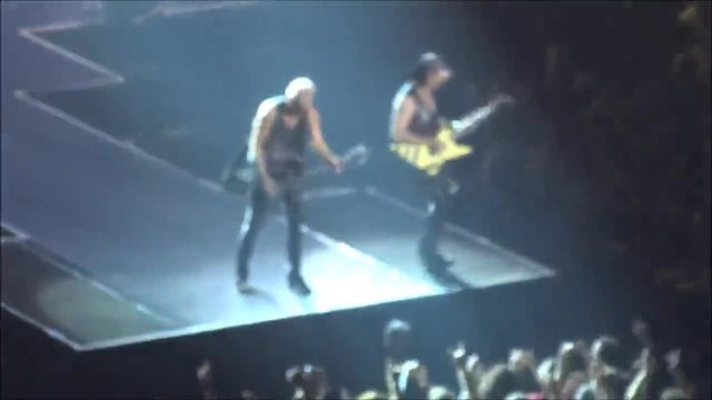 Scorpions - Tease me please me [HD] (Madrid 07-03-2014)