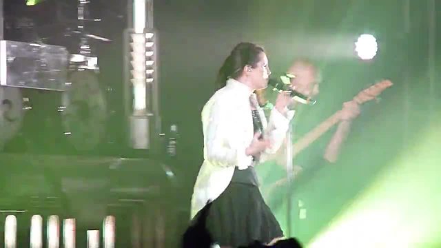 Within Temptation - Paradise (What About Us) - [Manchester Apolo 2014]