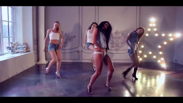 Сладурани танцуват на Lil Mama - Lip Gloss (gold Top Remix)