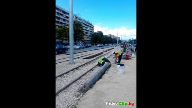 Скоро ще бъдат готови трамвайните релси на булевард България в София
