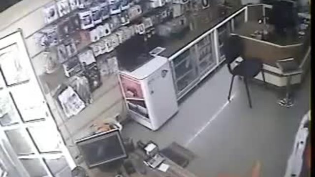 6,9 по рихтер земетресение в Турция - Кадри от камери