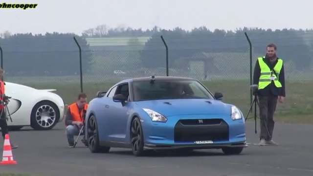 Nissan Gtr vs Bugatti Veyron