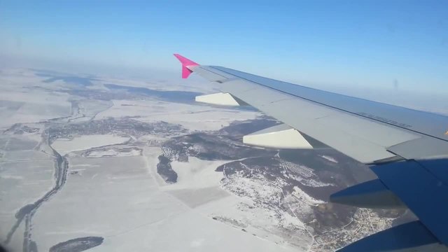 Кацане на летище Варна WizzAir