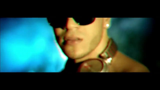Страхотна!  Dyland &amp; Lenny ft. Pitbull &amp; Beatriz Luengo - Sin Ti ( Официално Видео )