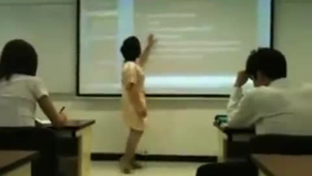 Ето какво се случва, когато ядосаш един азиатски учител... Смях