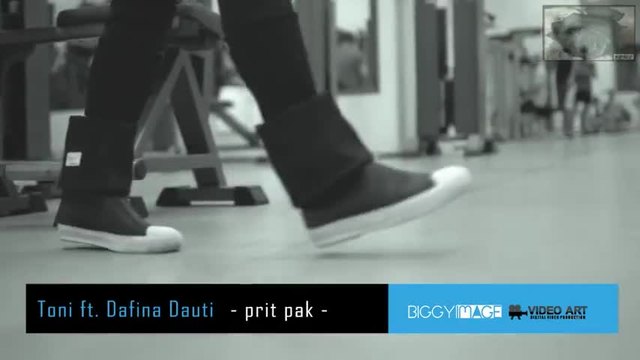 TONI ft. Dafina Dauti - Prit pak (Official Video HD)