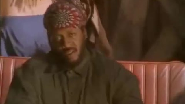 Ini Kamoze - Here Comes The Hotstepper