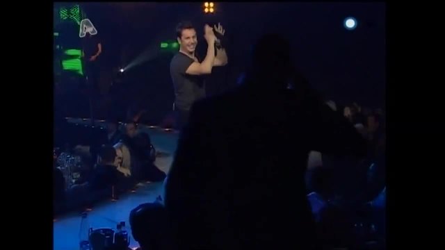 ΤΡΕΙΣ ΤΟ ΠΡΩΙ - ΜΑΖΩΝΑΚΗΣ Γιωργος