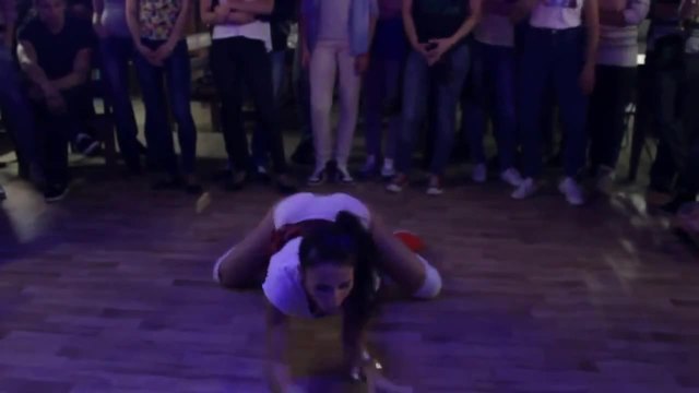 Секси Рускини и Twerk Танци