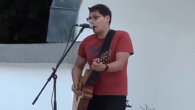 Радо Михов - Не ми пука (Live)