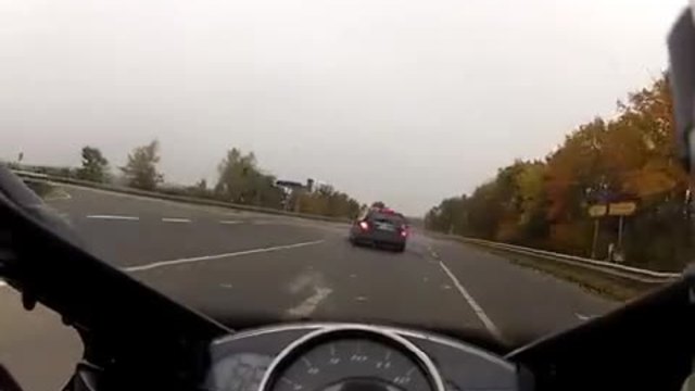 C63 Amg vs Yamaha R1