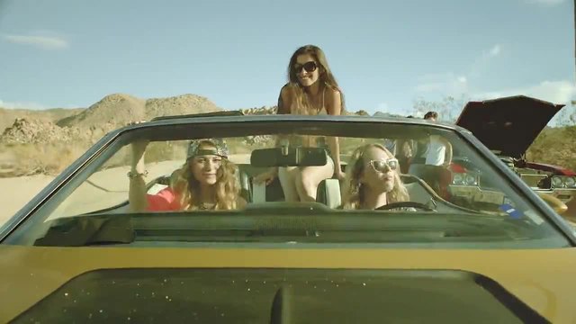Sofia Reyes - Muevelo ft. Wisin ( Official Music Video)