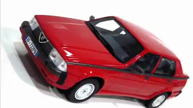 1:18 1988 Alfa Romeo 75 3.0 V6