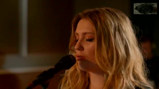 Ella Henderson - Ghost (RAK Studio Sessions)