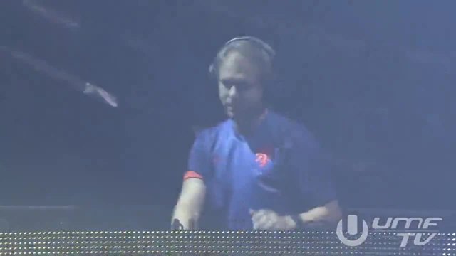 Armin van Buuren live at Ultra Music Festival 2014_x264