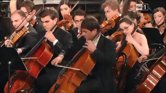 Giuseppe Verdi - Il Trovatore (Coro degli zingari e canzone Stride la vampa)