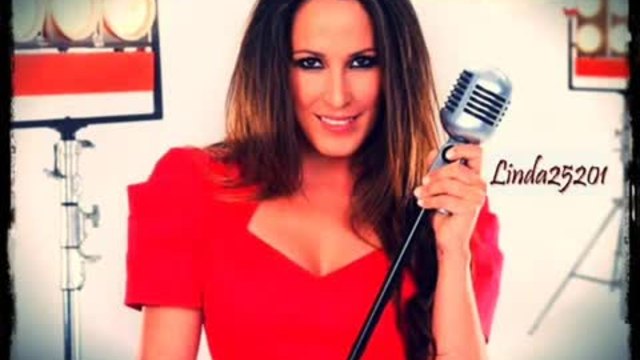 2-11 Malú - Ni un segundo - con Leonel García