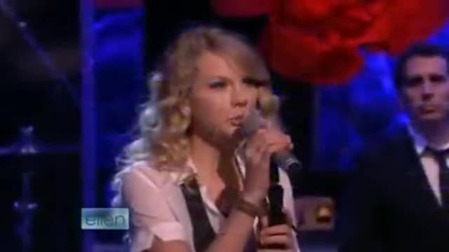 Taylor Swift - Love Story Live in Concert or Show