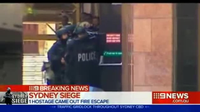 Пряко от Сидни - Похитител в Сидни взе заложници и заплаши с бомба Новини (15.12.2014) Sydney Hostage: