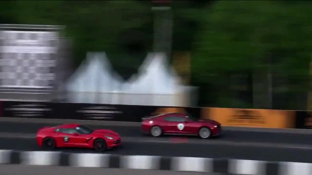 Corvette C7 Stingray vs Camaro Zl1