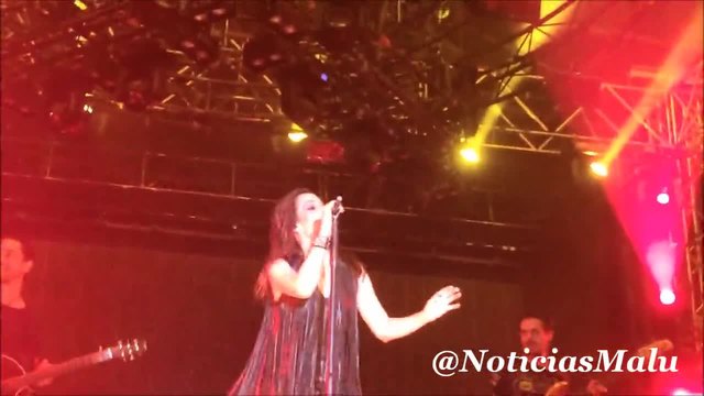 Malú 'Voy a quemarlo todo' - 13-09-2014 Binefar - @NoticiasMalu