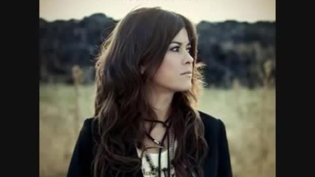 Vanesa Martin y Malú No Te Pude Retener Cuestion de Piel.