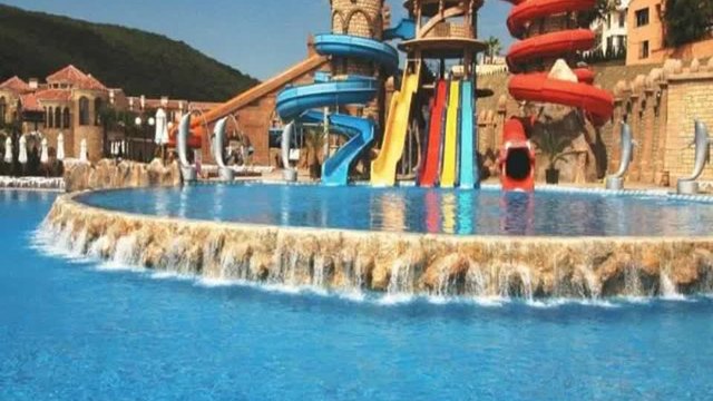 Черноморски курорт Елените в снимки