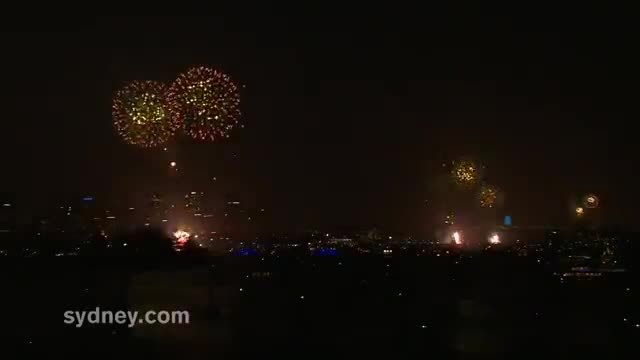 Честита Нова Година в Сидни - 2015г. - Уникално видео на шоуто с фойерверки