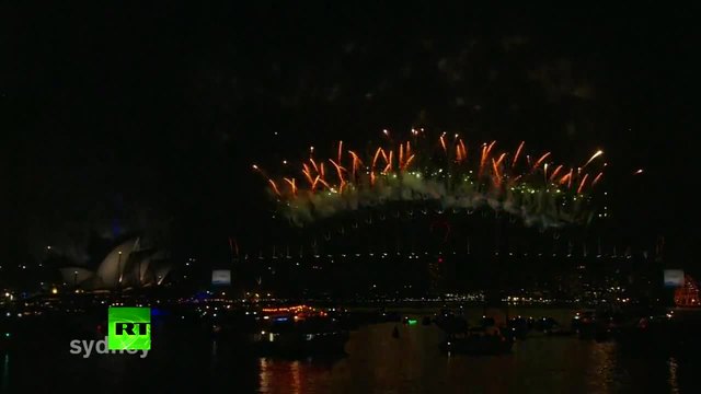 Приказно! Фойерверките в Сидни за 2015г.! Високо качество!