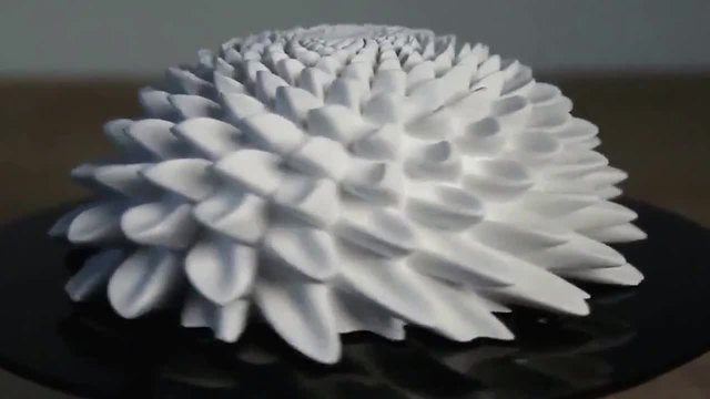 3d скулптури създават страхотна оптична илюзия