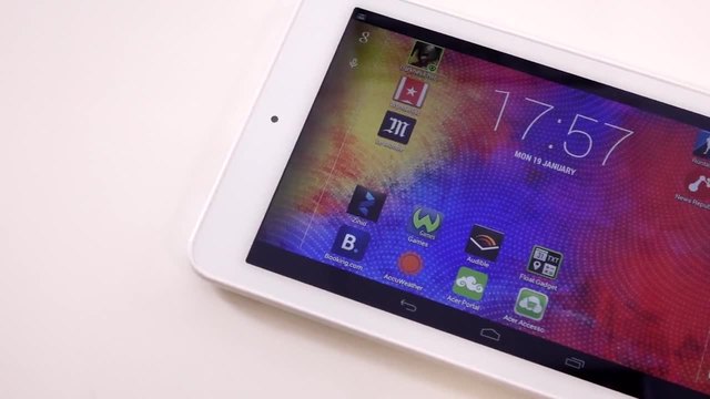 Един от най-симпатичните бюджетни таблети на пазара - Acer Iconia One 7 - видео на news.tablet.bg