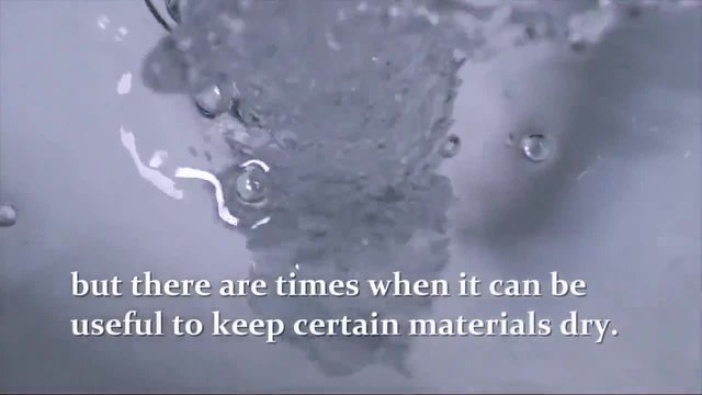 Метал, който отблъсква водата с отскок