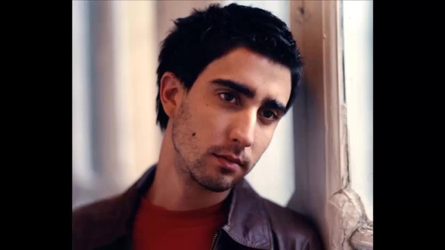 A Gritos de Esperanza - Alex Ubago