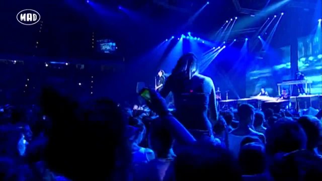 Μιχάλης Χατζηγιάννης feat. Mark Angelo - Ποιος Είμαι Εγώ - Η Αγάπη Δυναμώνει 2014