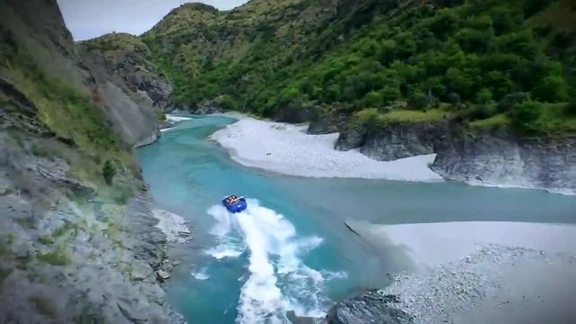 Страхотно забавление в Нова Зеландия - Jet Engine Strapped to Boat . .