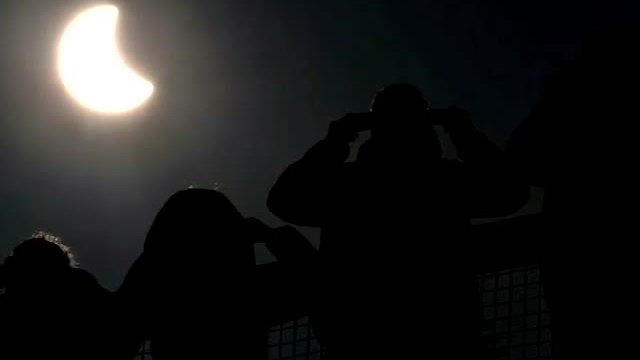 03.20.15. Най-добрите снимки. Супер Луна