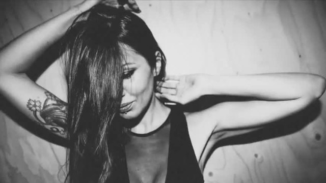 ON MY SKIN - Deborah De Luca