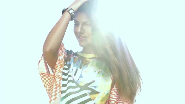 Свежо лятно!!!! Sasha Lopez Feat. Ale Blake - Girls Go La (2015 Video)