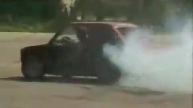Fiat 126p burnout