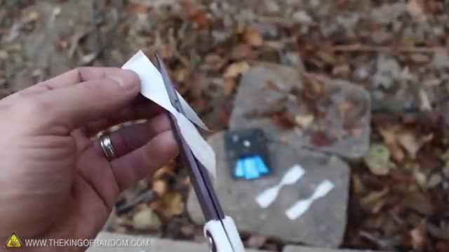 И идея си нямате какво може да направите с 1 батерия и едно станиолче от дъвка! УНИКАЛНО !!! (ВИДЕО)2