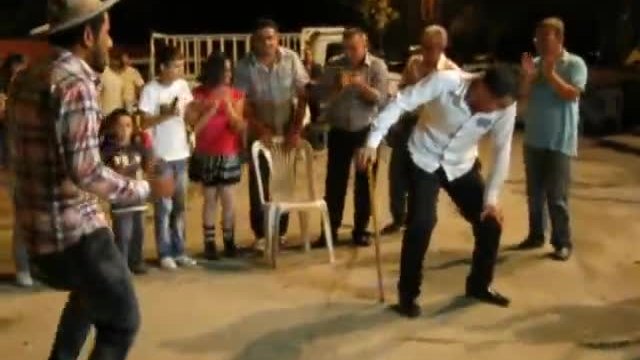 Çilli bom Gökhan &amp;amp; Turgay