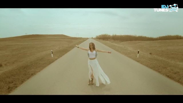 VIKI MILJKOVIC - ONO NESTO (Official Video Clip) 2015