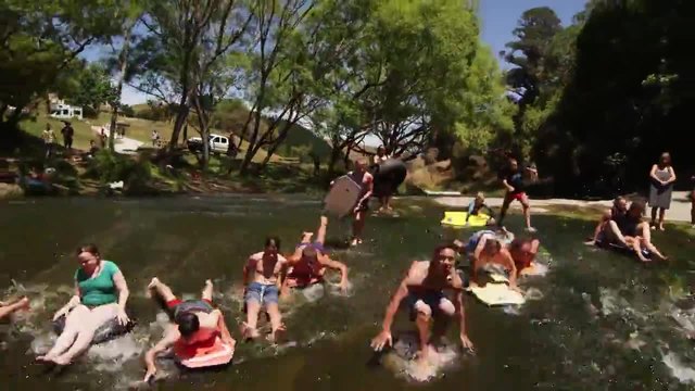 Най-яката естествена водна пързалка в света!