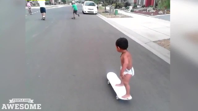 Дете манияк на скейтборд!