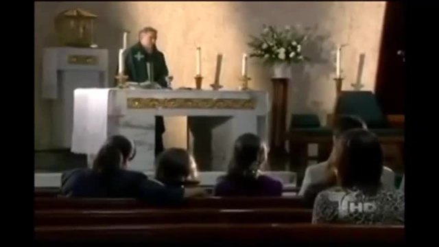 Catherine Siachoque en ¿Dónde está Elisa- Todas sus Escenas en el Capítulo 5