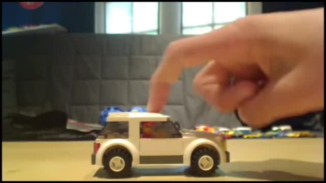 How to Build a LEGO City SUV