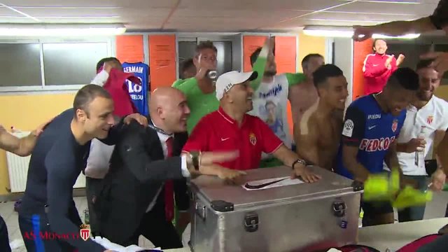 Радостта в съблекалнята на As Monaco за класирането в Шампионската лига !!
