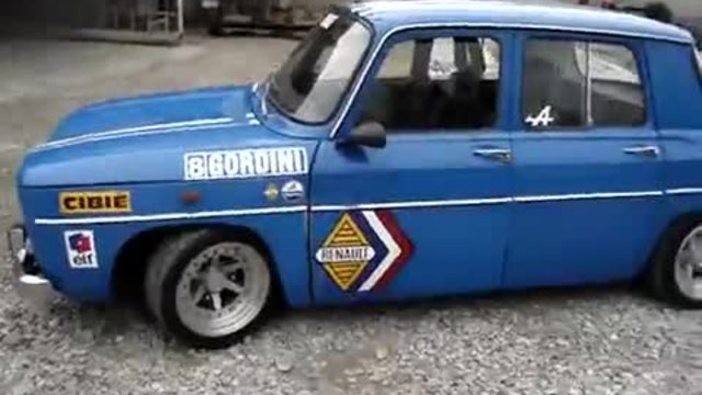 Легендарният рали автомобил &quot; Renault 8 Gordini &quot; 1971