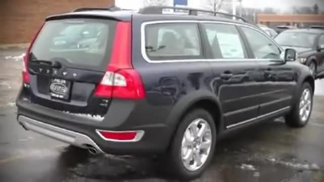 Volvo XC70 T6 Station Wagon in Highland Park il