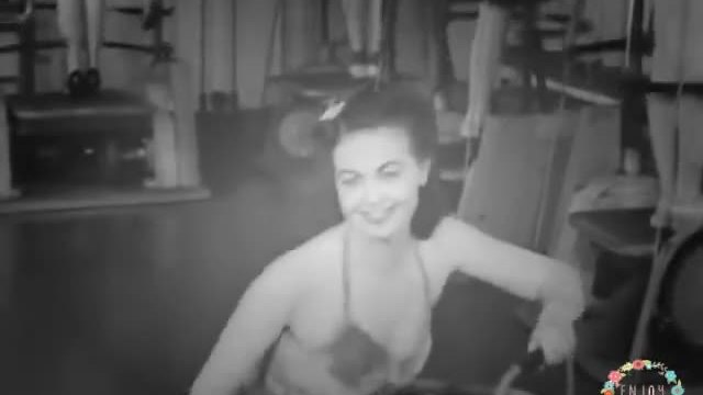 Фитнес за жени през 1940 г